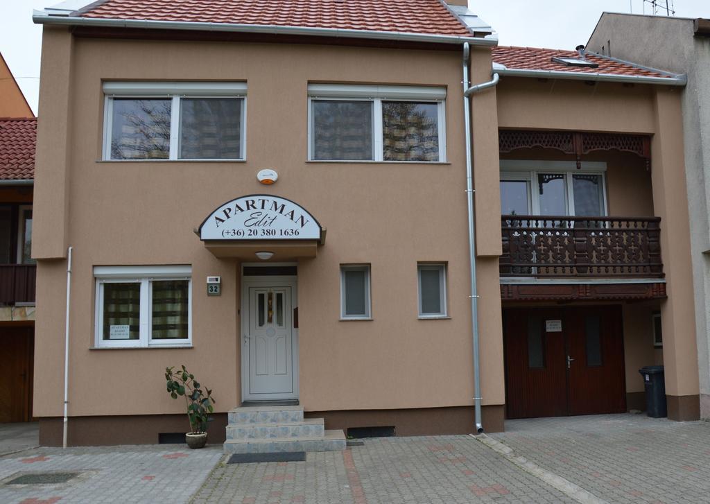 Apartman Edit Harkany Bagian luar foto